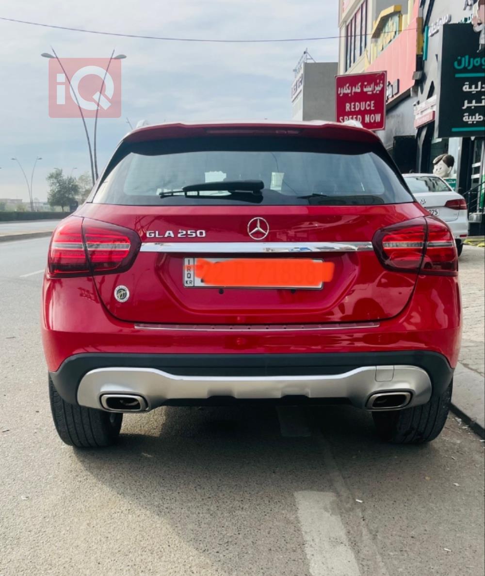 مرسيدس بنز GLA